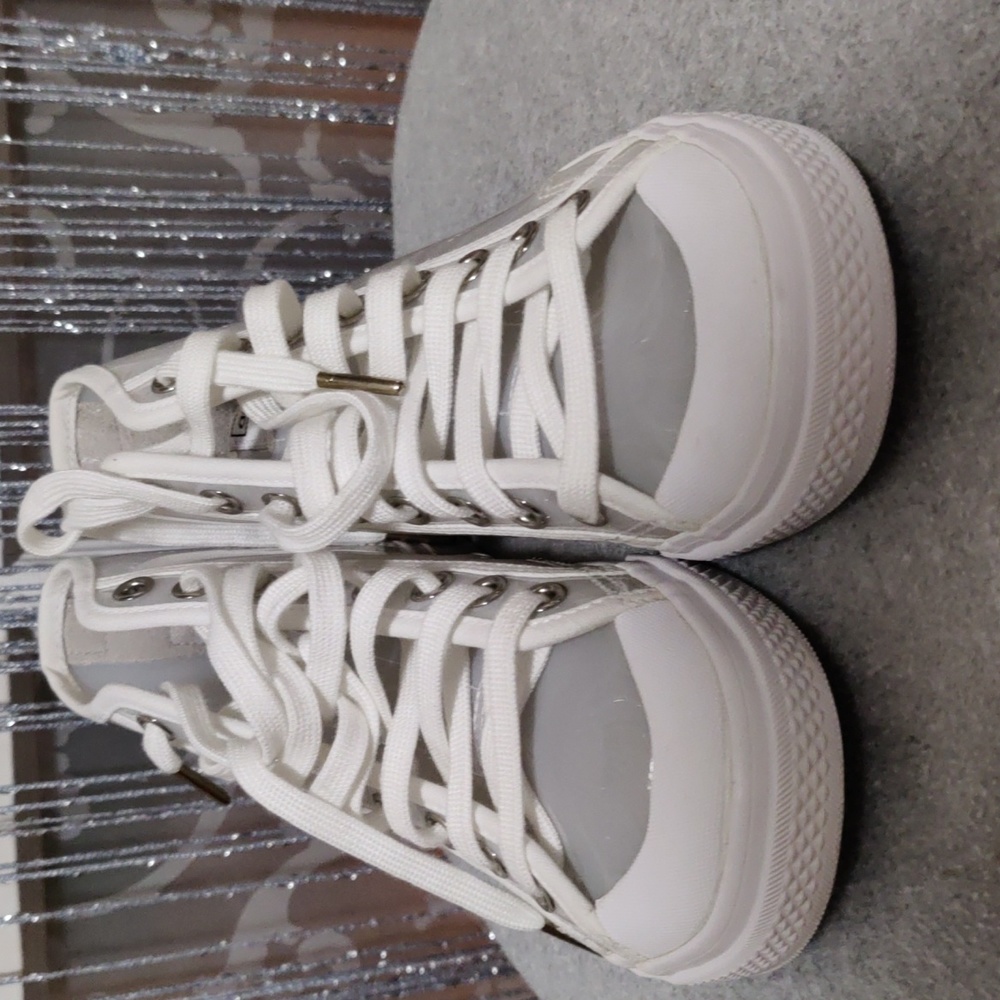 Adidas Nizza size 61/2 not true to size  transparent shoes all white